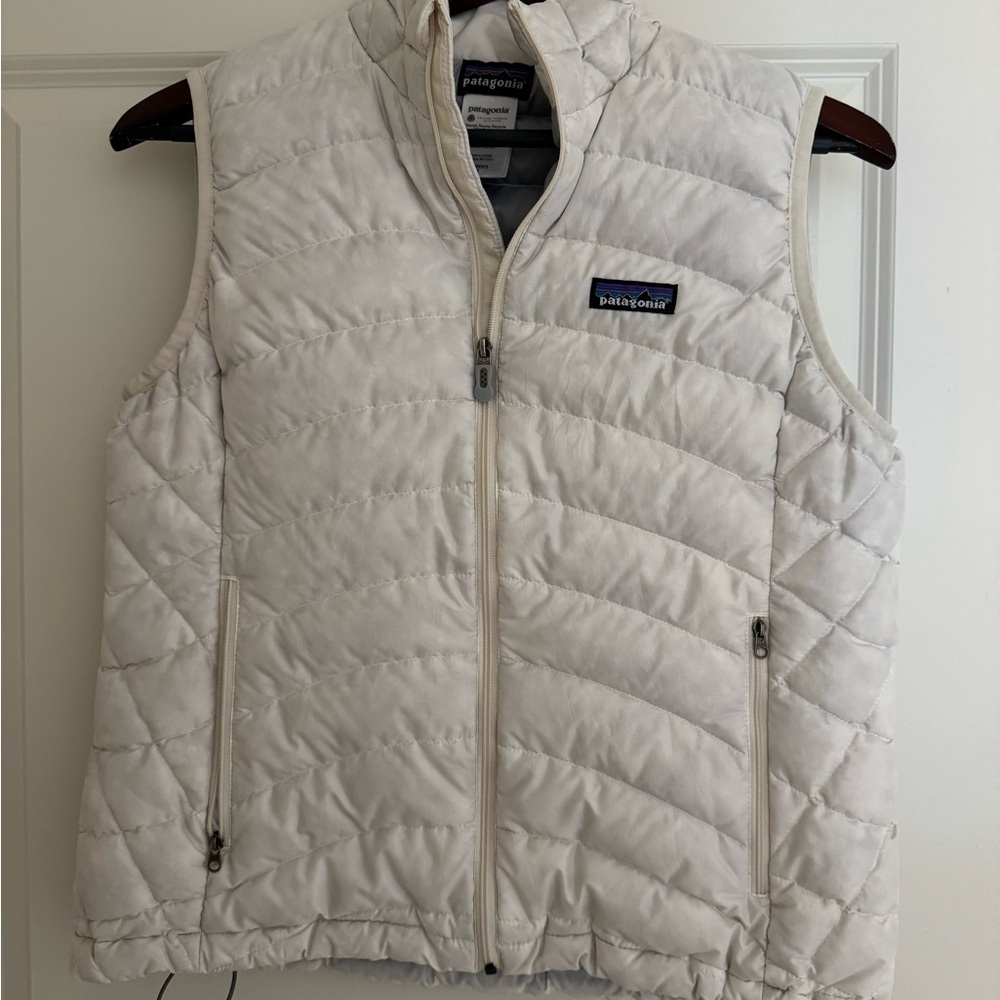 Patagonia White Quilted Vest